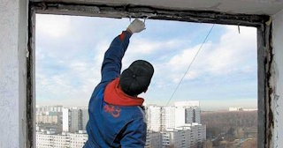 Демонтаж остекления балкона в Снежинске - цена от 573 руб. - Сварной-Снж